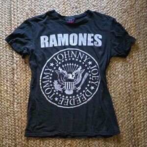 Vintage Black Ramones t-shirt